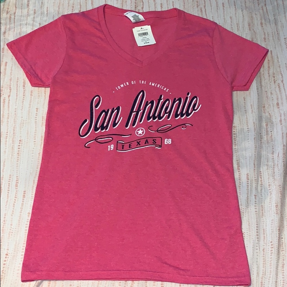 Gildan T shirt